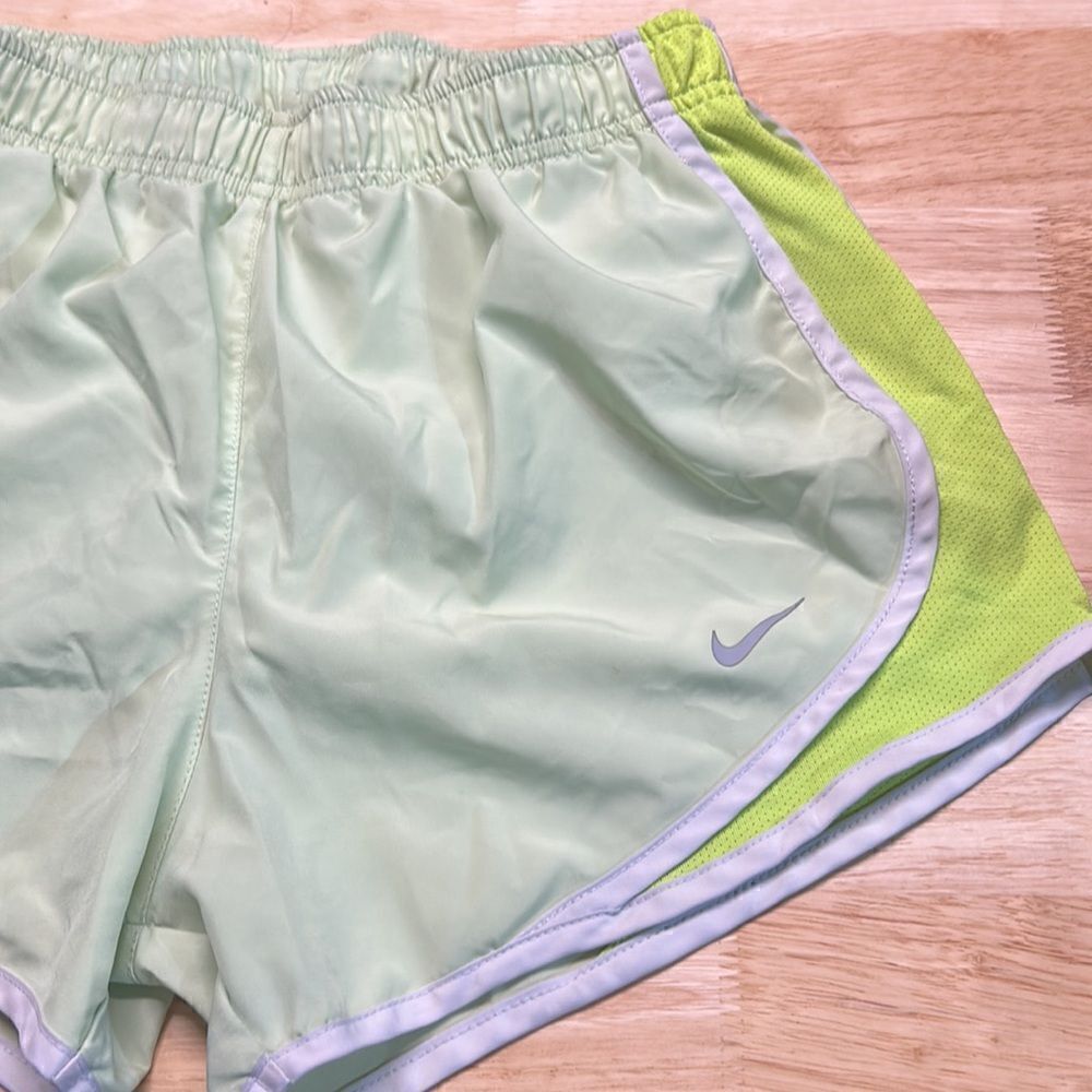 Nike Dri-Fit Shorts - Picture 2 of 7